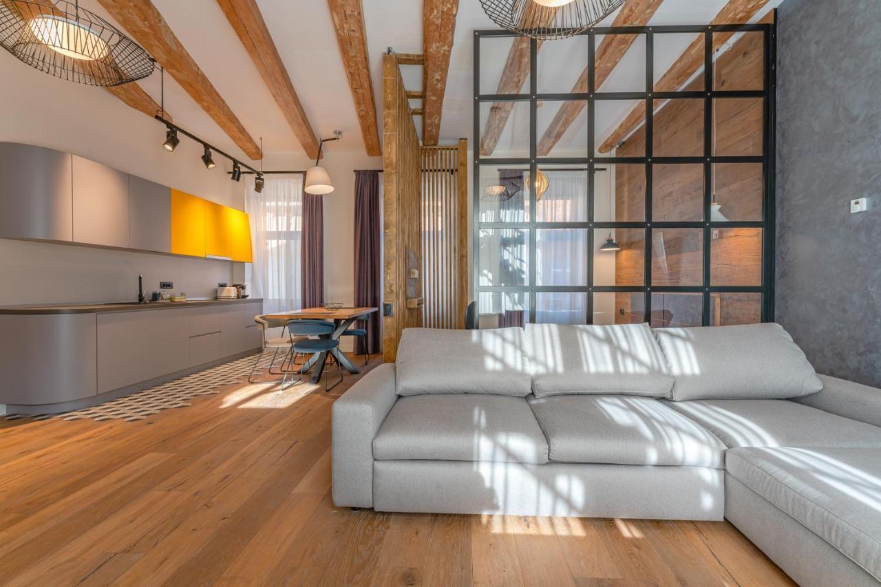 Premium Postavarului Apartament *