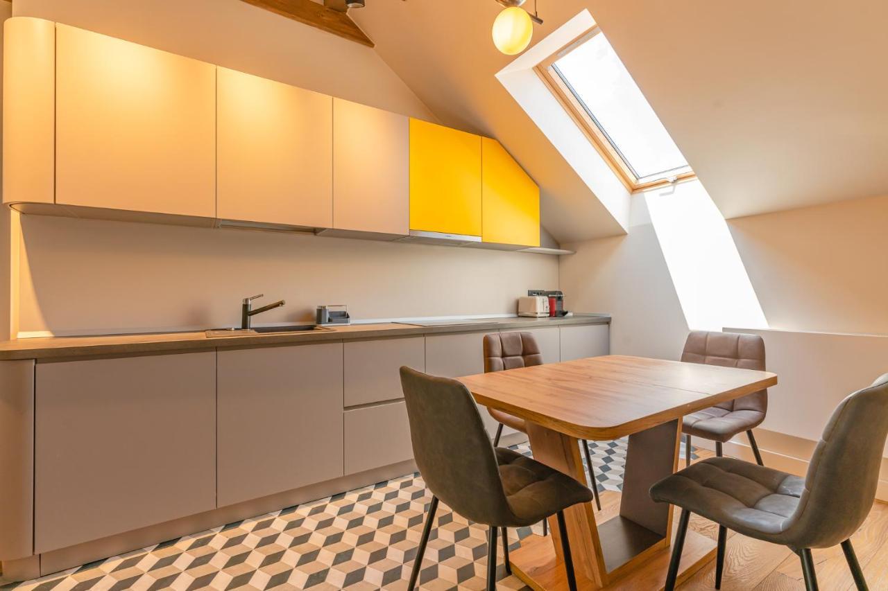 Apartament Premium Postavarului